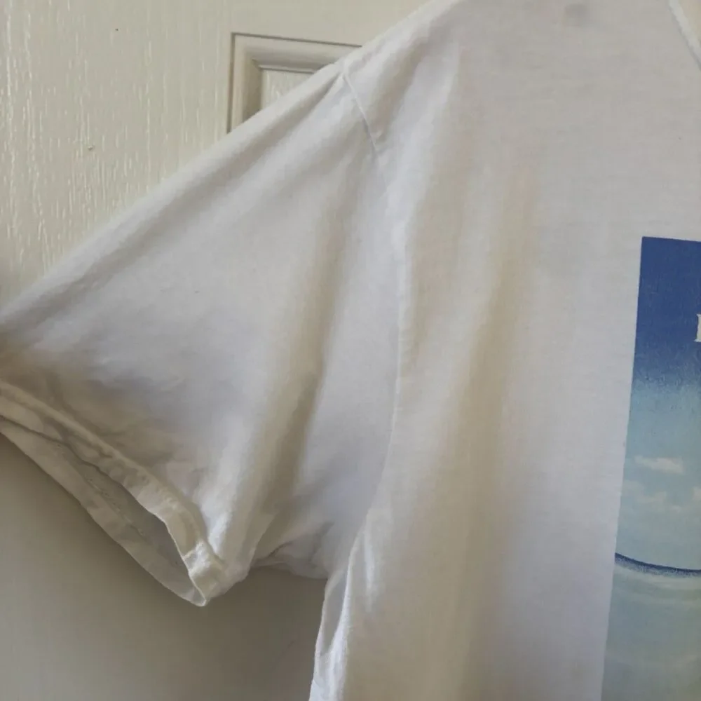 Corona Mens White Shirt Size L Short Sleeve Beer Beach‎ Logo Travel Outdoors USA